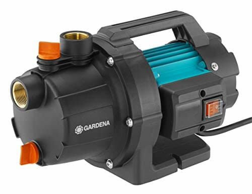 Gardena pompa ogrodowa 3000/4 Basic: Pompa nawadniająca o wydajności 3000 l/h, moc 600 W, trwała dzięki wałowi ze stali nierdzewnej, możliwość podłączenia zraszacza (9010-47) - obrazek 2