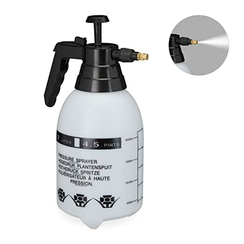 Relaxdays Butelka z rozpylaczem, regulowana mosiężna dysza, nawadnianie roślin, pestycydy, środek do czyszczenia, spryskiwacz 2 l, czarny, ok. 31 x 17 x 12,5 cm