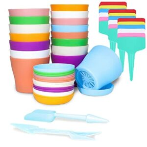 36 szt. Zestaw kolorowych doniczek z tworzywa sztucznego, 16 małych doniczek wewnętrznych z 18 etykietami na rośliny i 2 mini narzędziami do przesadzania, grube okrągłe doniczki do sadzonek na biurko