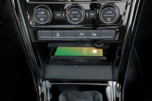 Inbay Indukcyjna ładowarka pasuje do modelu (samochodu): Volkswagen Touran 241320-54-1