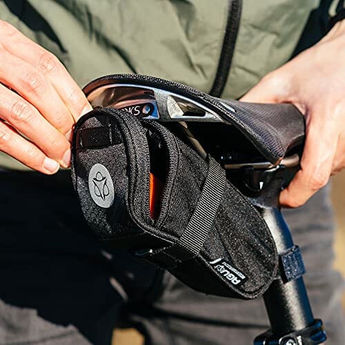 AGU Performance DWR torba podsiodłowa na rower, 0,7 l, wodoodporna, odblaskowa, 100% poliester z recyklingu - czarna - obrazek 4