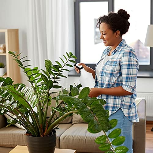 Relaxdays Butelka z rozpylaczem, zestaw 3 sztuk, regulowana dysza, 1 litr, ze skalą, tworzywo sztuczne, spryskiwacz do kwiatów, biało-czarny - obrazek 7