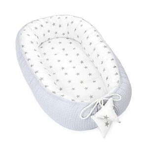 Ochraniacz niemowlęcy noworodek 90x50 cm - kokon Ręcznie robiony dwustronny bawełniany wafelek z gwiazdkami - babynest szary