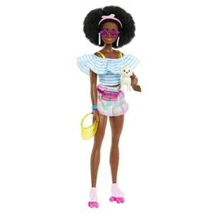 Barbie Lalka z fryzurą w stylu afro, wrotkami, modnym strojem, akcesor