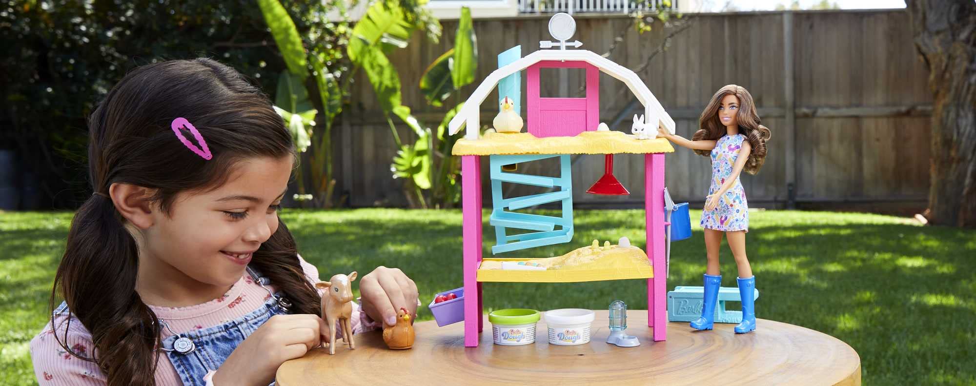 Barbie Farma radosnych kurek Zestaw z lalką Barbie drobną brunetką, ma - obrazek 6