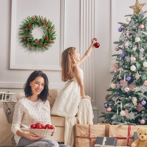 Wieniec bożonarodzeniowy do drzwi wejściowych z 12 czerwonymi jagodami, 120 gałązkami liści sosny, sztuczna girlanda bożonarodzeniowa z PCW + PE, wiszący wieniec, dekoracja bożonarodzeniowa do wnętrz, - obrazek 3