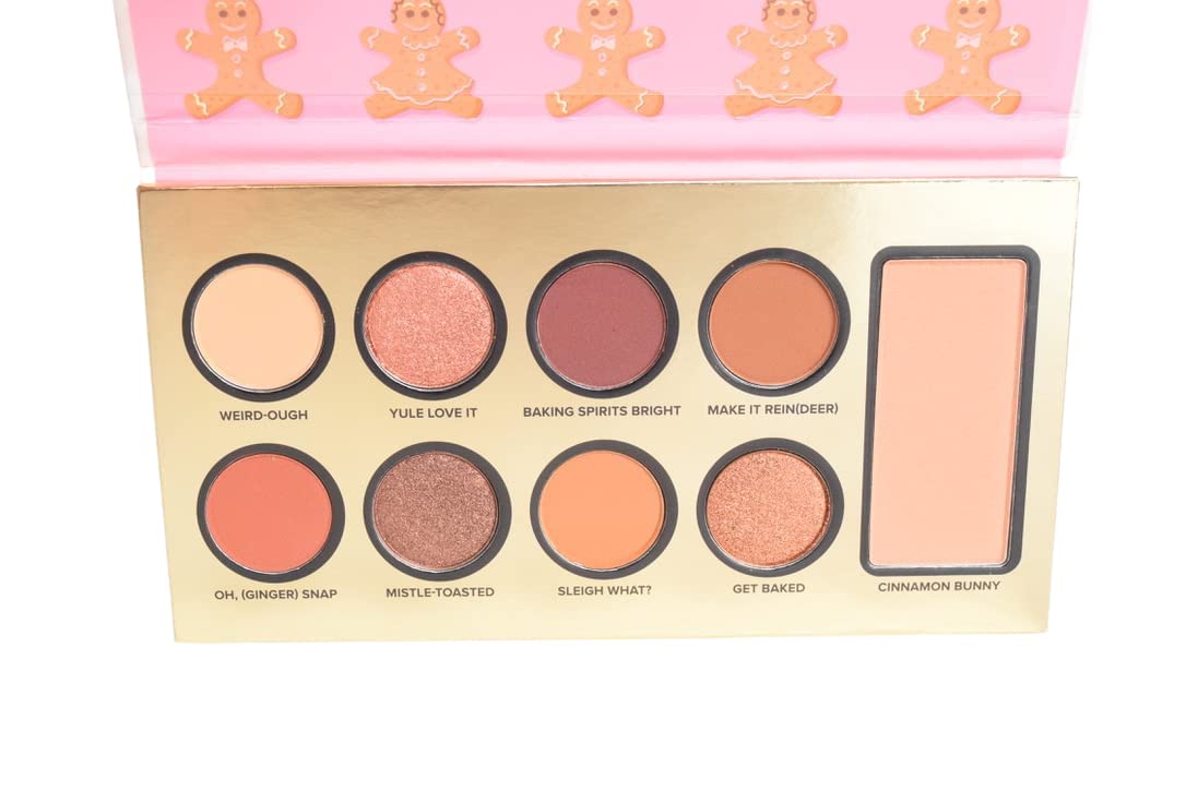 Zestaw do makijażu Too Faced Christmas Bake Shoppe - Paletki o tematyce świątecznych ciasteczek dla oczu i twarzy, które pachną równie dobrze, jak wyglądają - obrazek 6